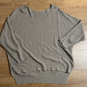 Women's Gray Sweater